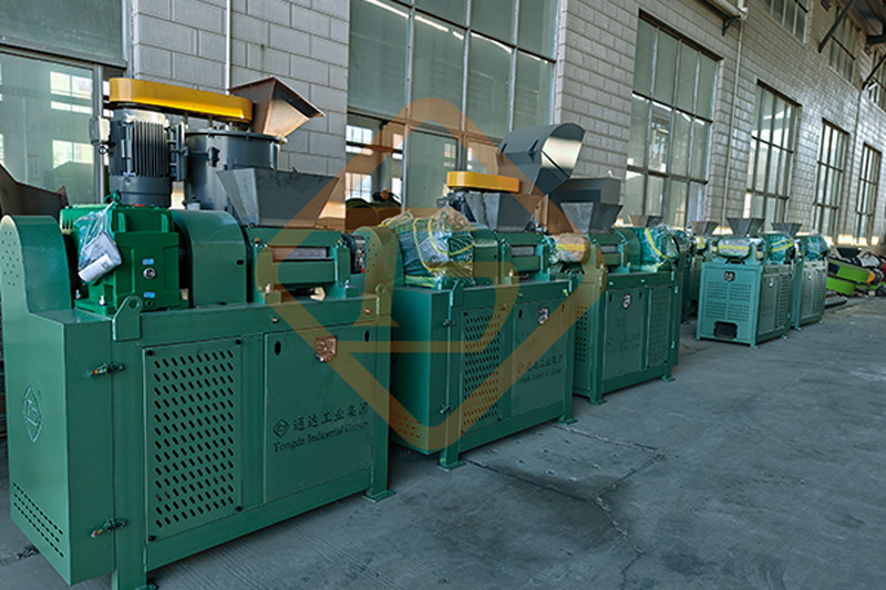 出口智利对辊造粒?.jpg 出口智利对辊造粒?.jpg